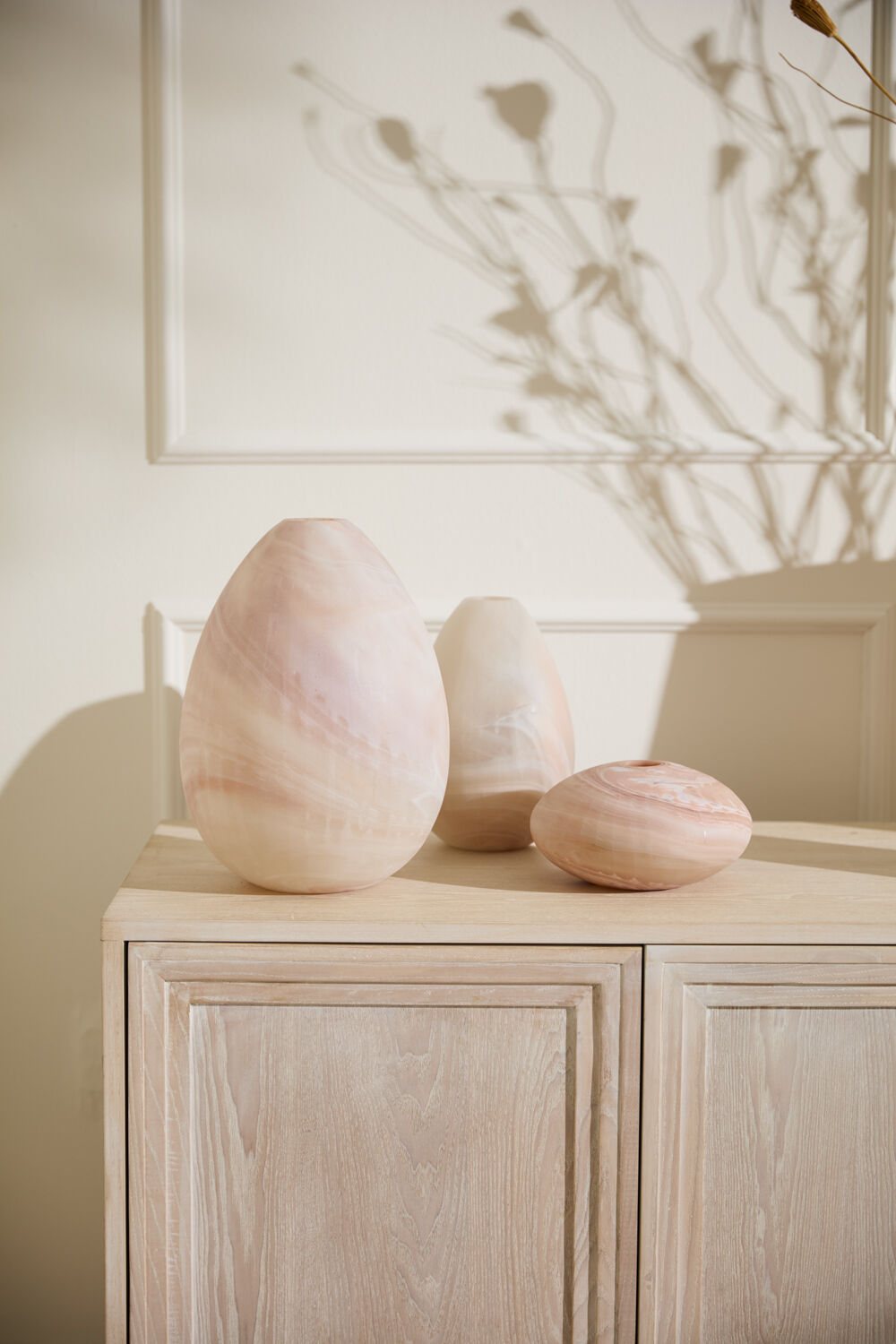 Gasparo Curved Vase