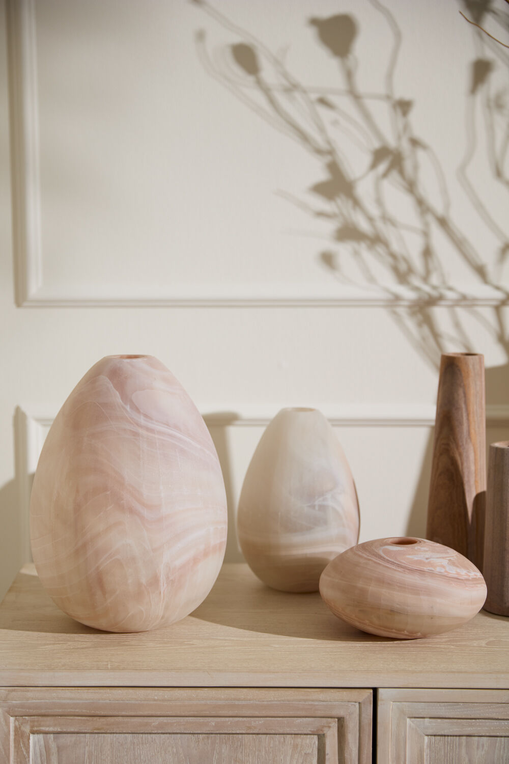 Gasparo Curved Vase